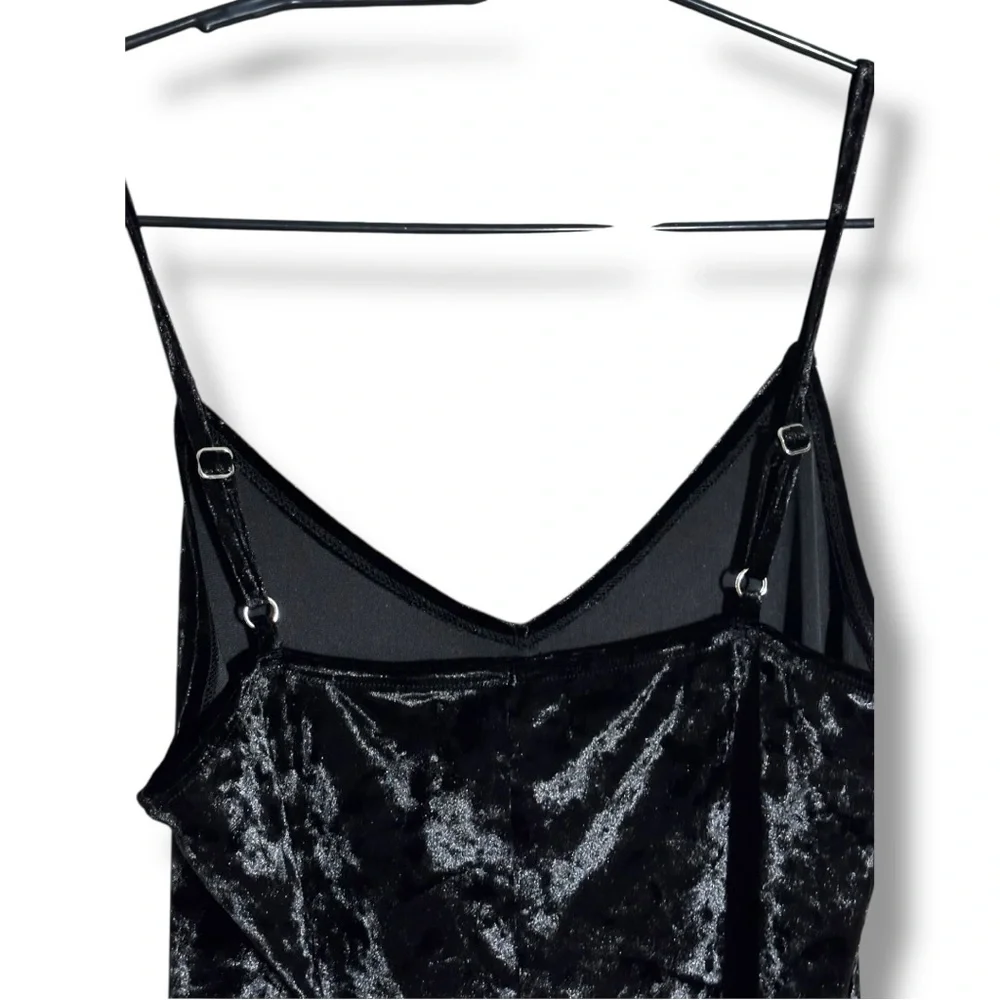 Hollister Black Velvet Sleeveless Adjustable Straps Soft Mini Slip Dress - Picture 16 of 16